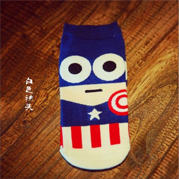 Captain America Socks - Picture 2 of 3